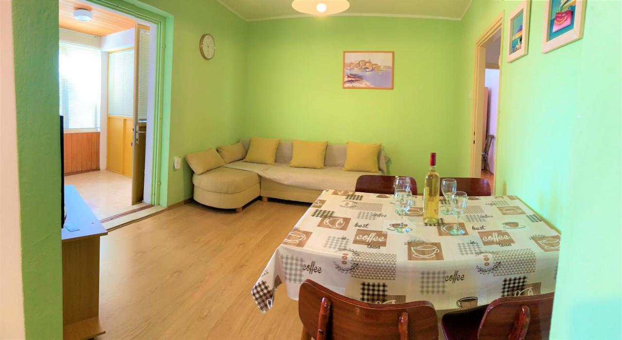 Roko apartment house Primošten Buitenkant foto
