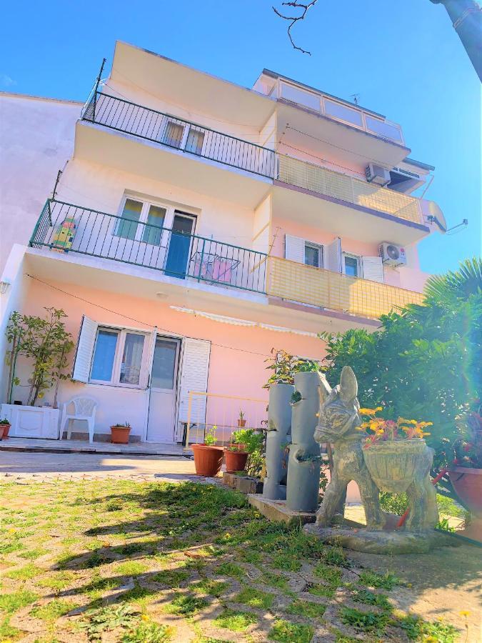 Roko apartment house Primošten Buitenkant foto