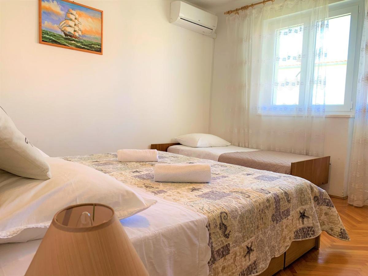Roko apartment house Primošten Buitenkant foto