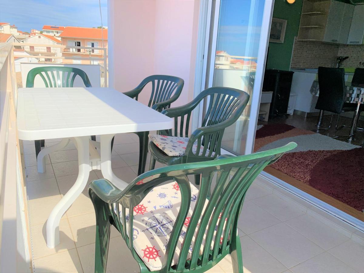 Roko apartment house Primošten Buitenkant foto