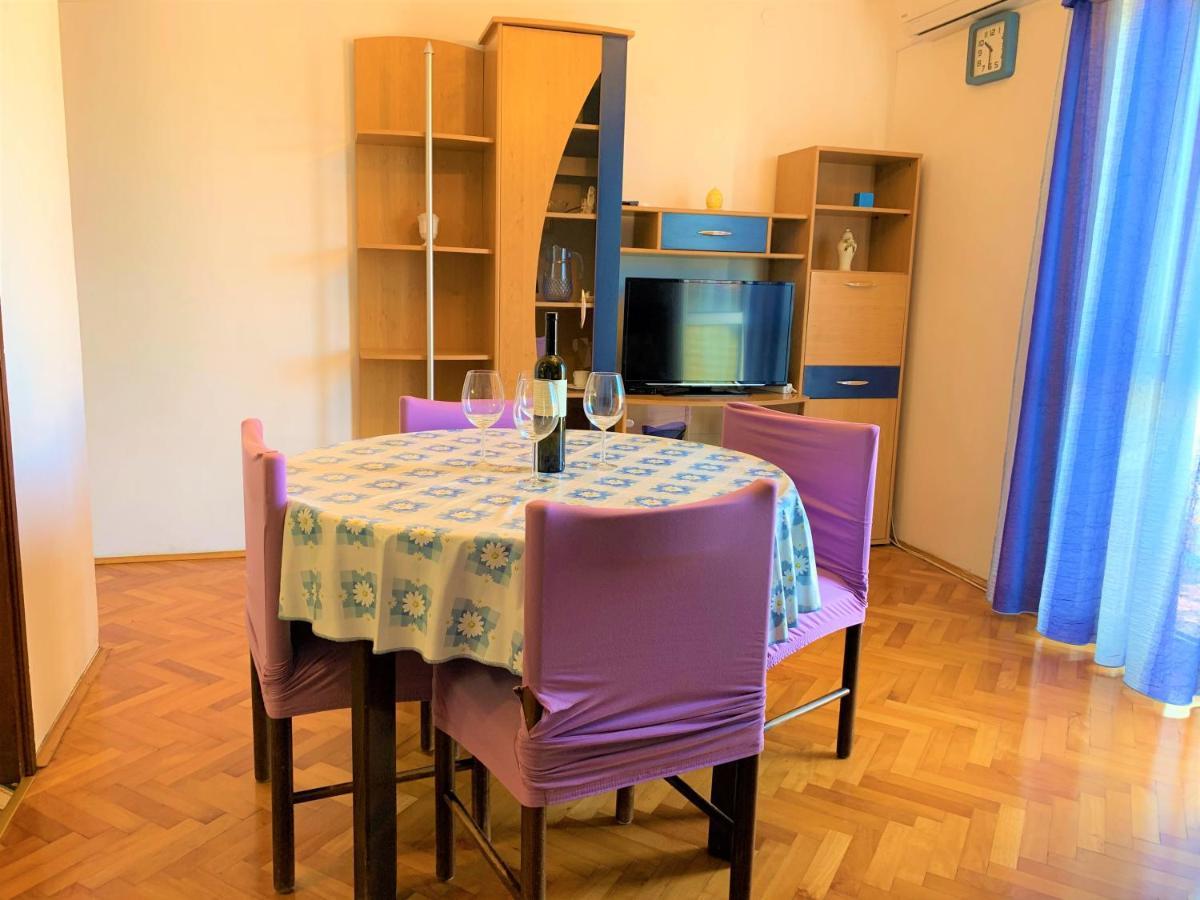 Roko apartment house Primošten Buitenkant foto
