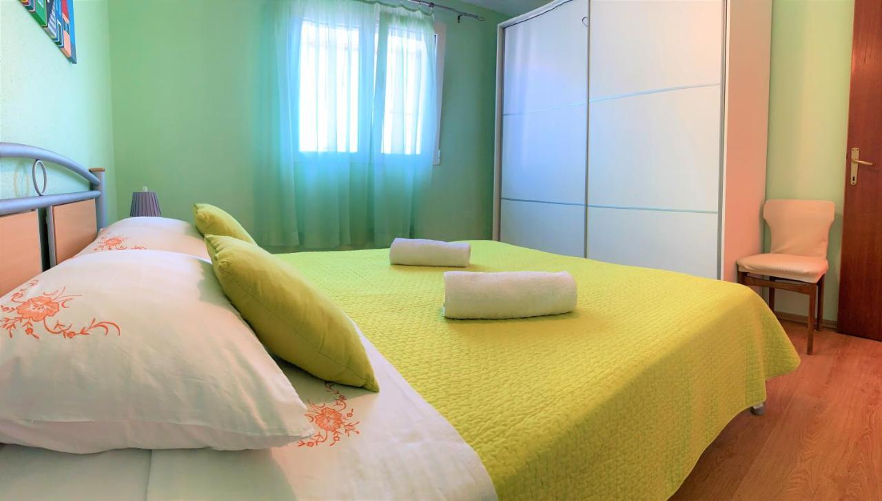 Roko apartment house Primošten Buitenkant foto